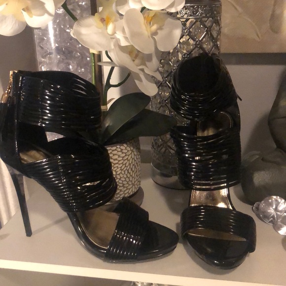 Sexy - Picture 3 of 4